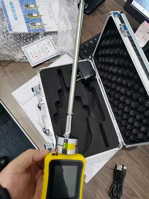 便攜探桿式阿尼林檢測(cè)儀